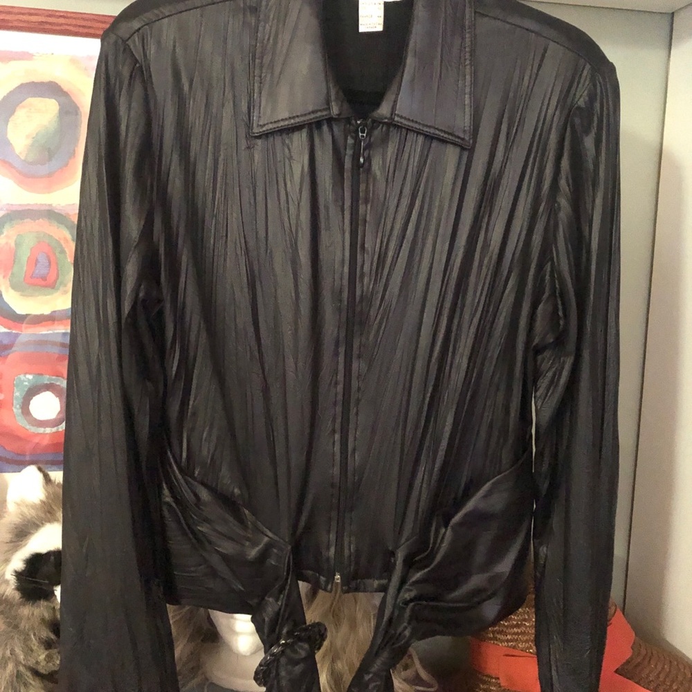 EUC Women’s Joseph Ribkoff Faux Leather Jacket - Picture 12 of 15